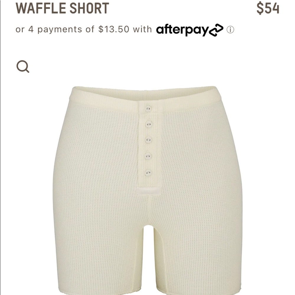 SKIMS NWT Waffle Short (Medium) (cream color)